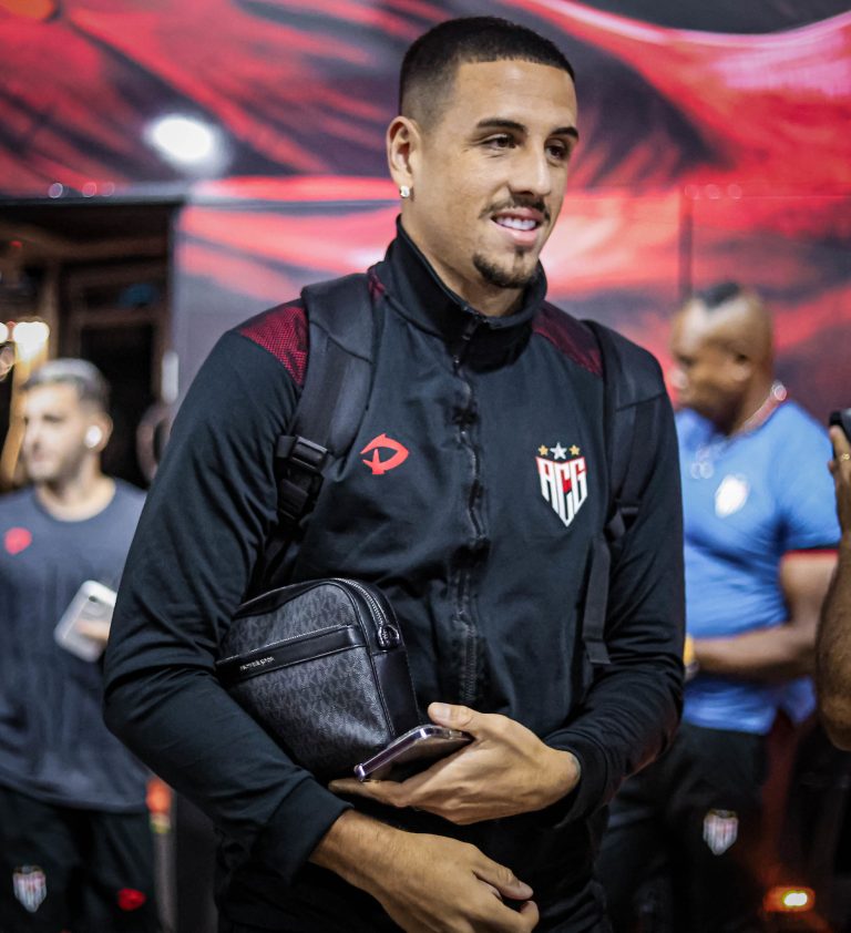 Matheus Peixoto no Atlético Goianiense 2023