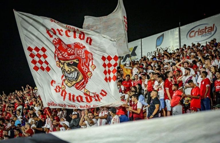 Vila Nova repete escalação para o jogo do ano e terá OBA lotado pelo seu torcedor