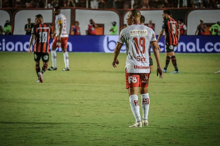 Vila Nova tem 87% de chance de acesso caso vença os três últimos jogos