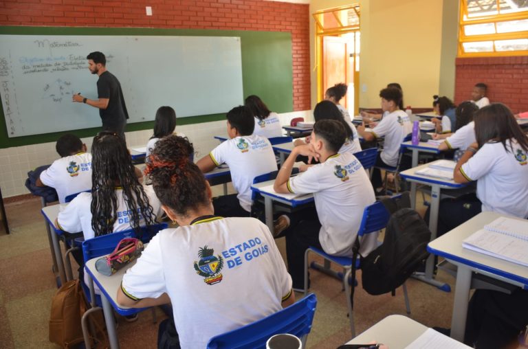 Período para solicitar matrícula na rede estadual de Educação começa na segunda-feira (13/11)