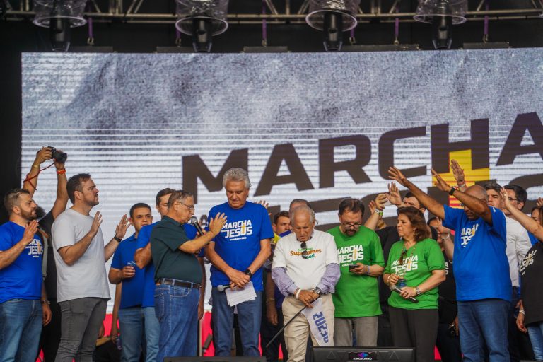 Na Marcha para Jesus 2023, Caiado destaca importância da manifestação pública da fé
