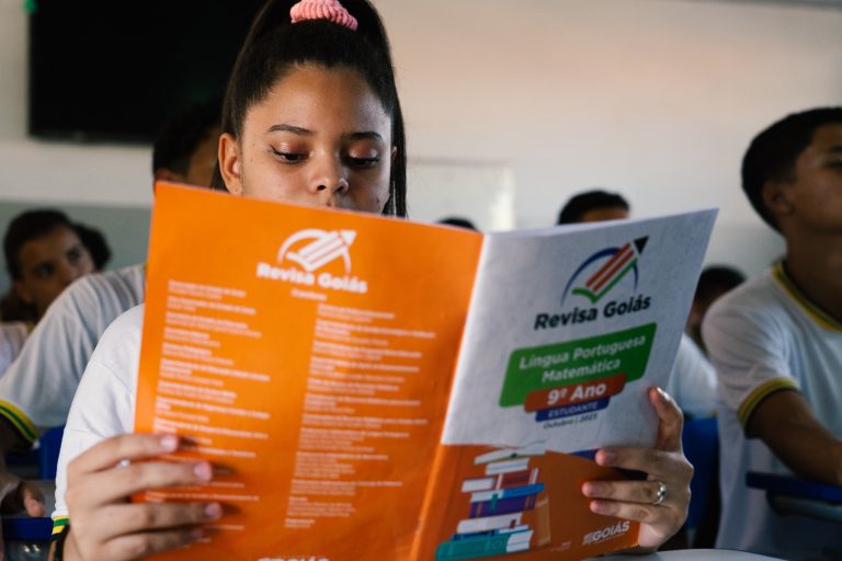 Educação estadual cresce em aprendizagem de Língua Portuguesa e Matemática