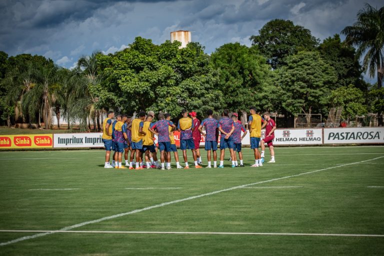 Reformulado, Vila Nova inicia pré-temporada visando o Goianão 2024