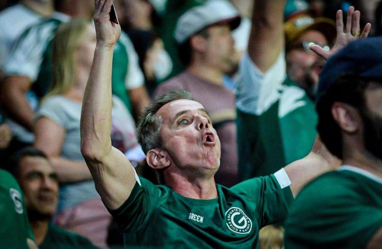 Goiás x Goiânia| Ingressos estão à venda de forma física e online; confira