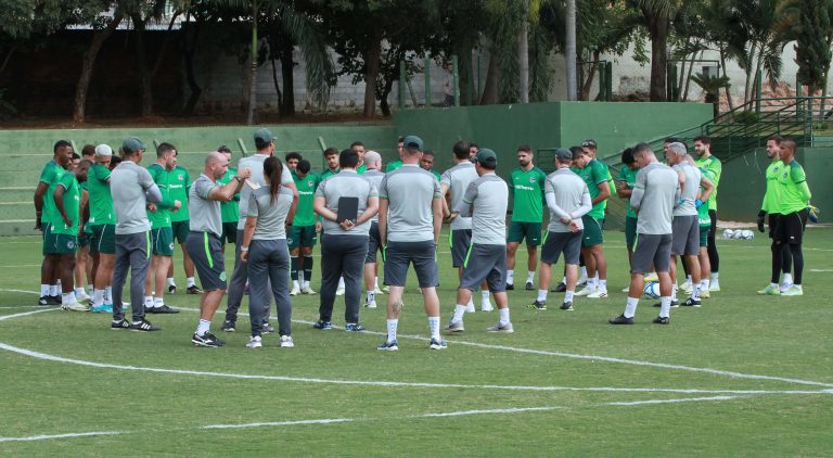 O elenco esmeraldino se reapresentou para os trabalhos de preparação para encarar o América-MG.