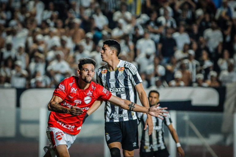 Vila Nova mira agora dois jogos fora de casa para terminar bem o primeiro turno no G-4