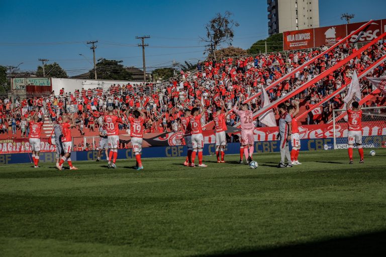 Mais de 4 mil ingressos já foram vendidos para Vila Nova e Santos e carga deve se esgotar nesta quarta-feira
