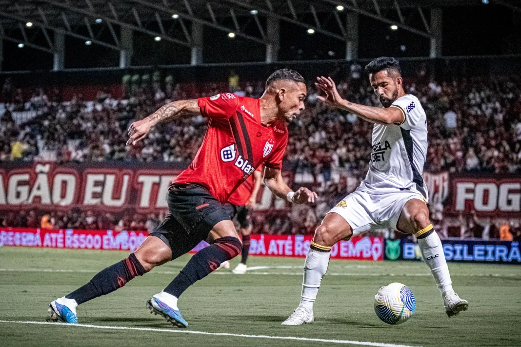 Criciúma e Atlético se enfrentam pela 29ª rodada da Série A.