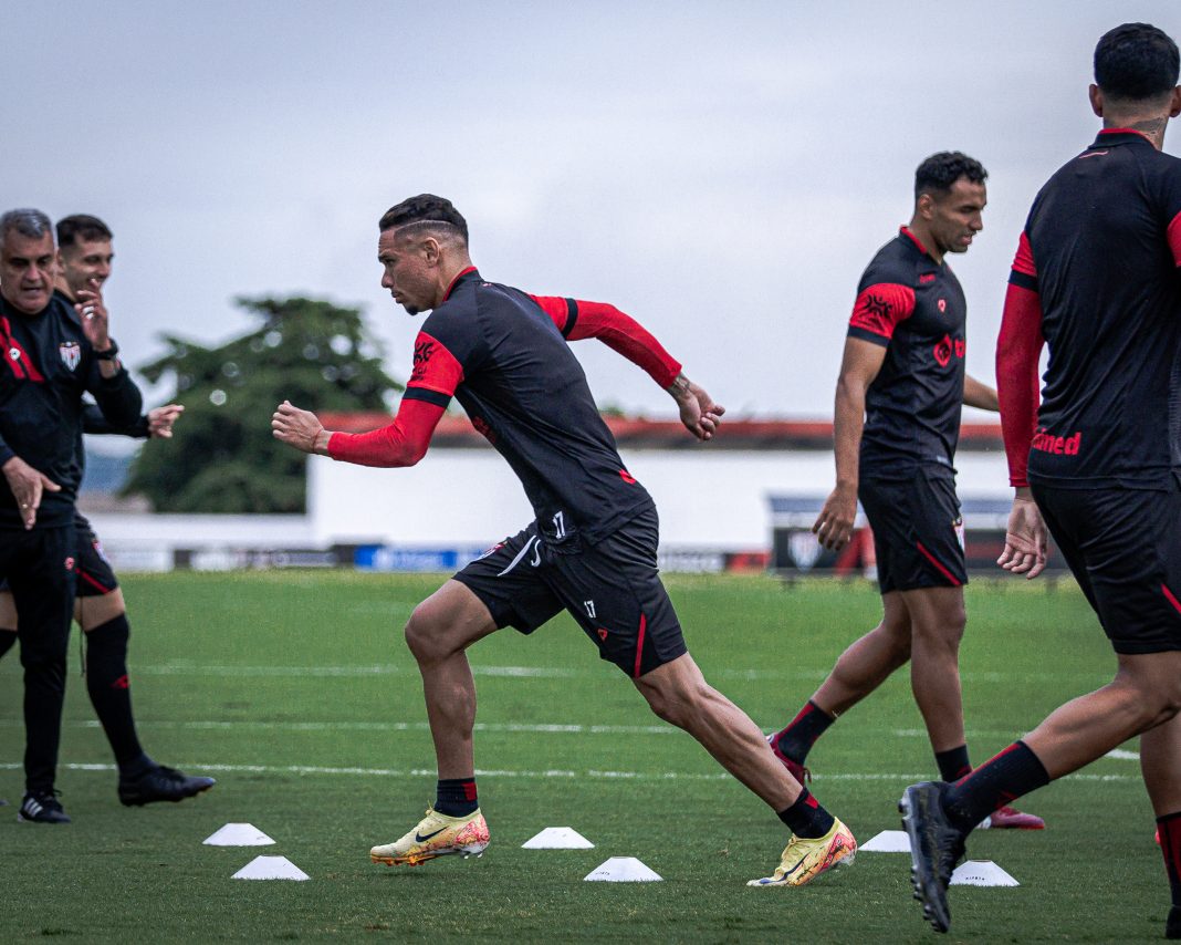 Dragão terá reforços no elenco para o duelo em Porto Alegre.