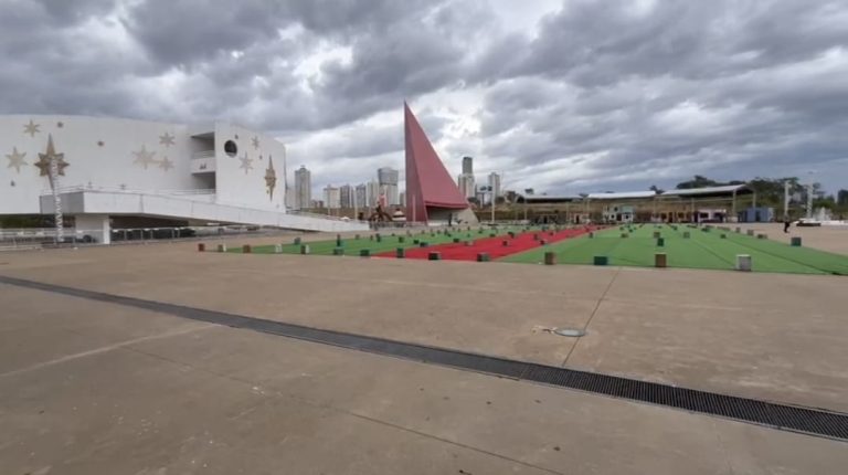 Ronaldo Caiado e primeira dama Gracinha lançam o Natal do Bem 2024