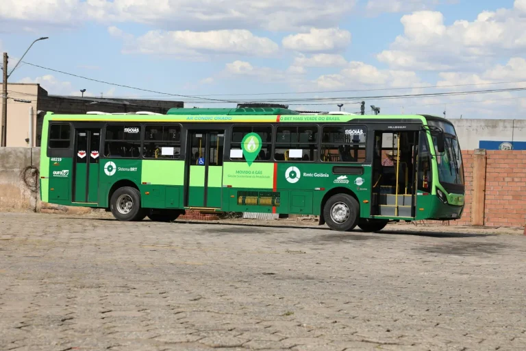 Ônibus movido a biometano inicia período de testes no transporte coletivo de Goiânia e Região Metropolitana nesta quinta-feira (13)