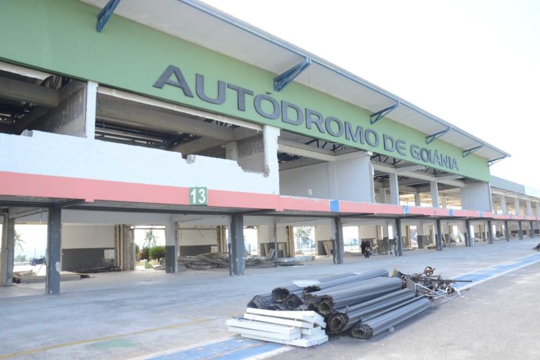 Obras no Autódromo Internacional de Goiânia Ayrton Senna começaram com intervenções nas áreas de escape do circuito, incluindo muretas de contenção, guardrails e barreiras de pneus.