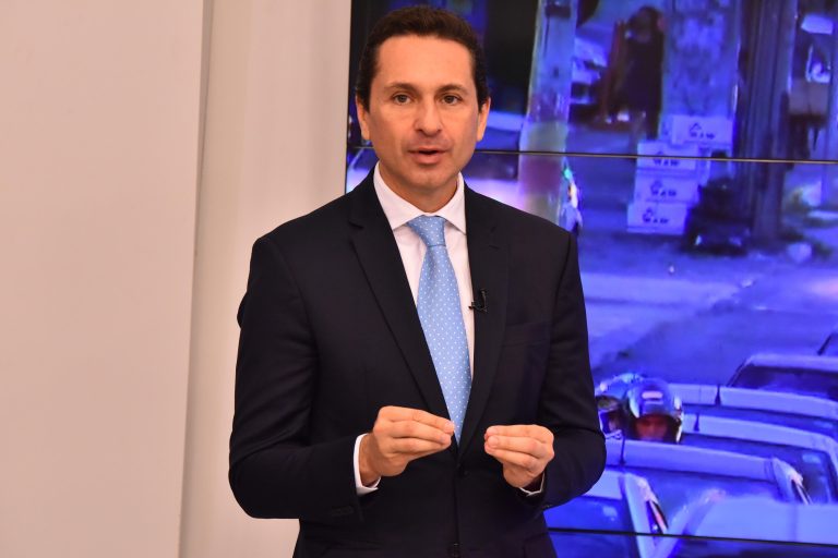 Com Vilela, Prefeitura de Aparecida volta a pagar salário dentro do mês