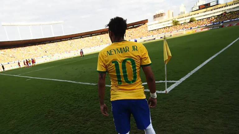 O Santos de Neymar lotaria o Serra Dourada em possível duelo de Copa do Brasil?