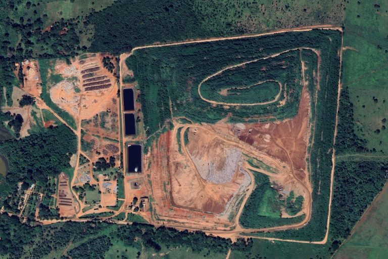 Justiça determina interdição do aterro de Goiânia por descumprimento de acordo e falta de licença ambiental