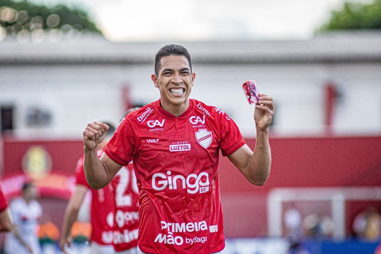 Vila Nova pronto para enfrentar a Chapecoense