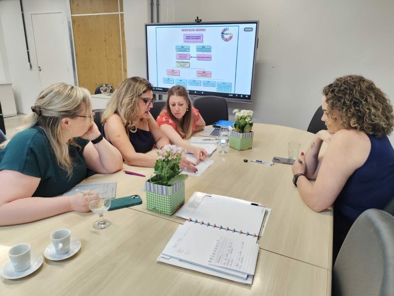 Educadoras da Suíça visitam Goiânia para conhecer proposta de inclusão da rede municipal de ensino