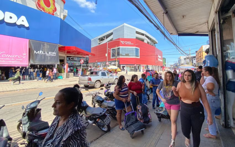 Comércio da Região da 44 fecha nos feriados da Paixão e de Tiradentes