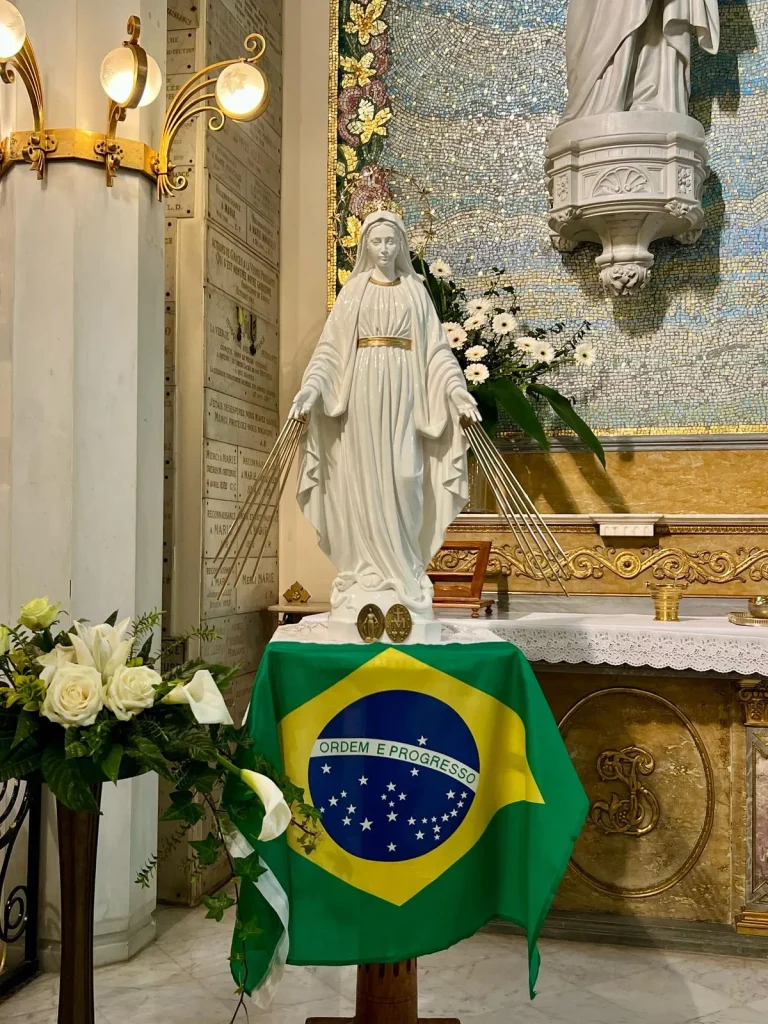 10ª edição do evento Totus Tuus recebe a imagem peregrina de Nossa Senhora das Graças