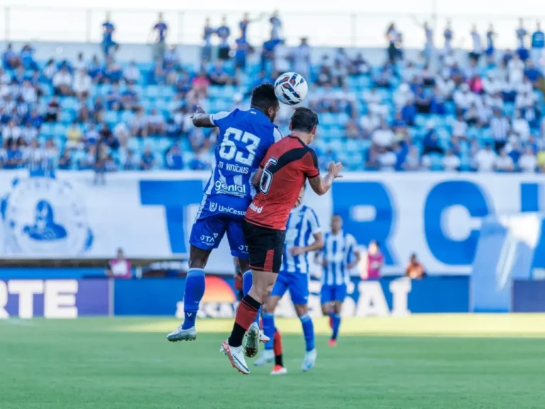 Weslley elogia atuação do Atlético em empate com o Avaí: “entenderam a forma de jogar”