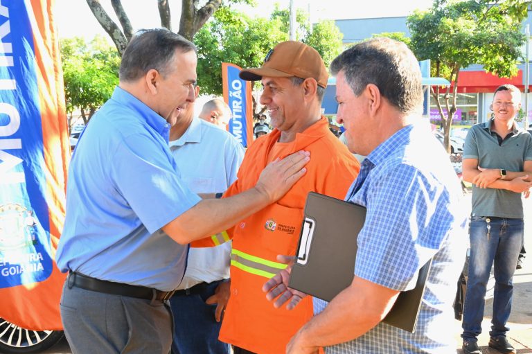 Prefeito Sandro Mabel abre 37º Mutirão da Região Central B