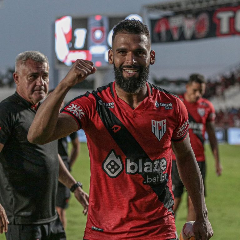 Willian Maranhão revela foco do Atlético-GO para seguir com sequência positiva