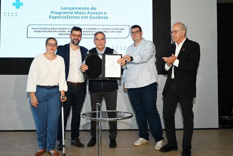 Mabel anuncia R$ 5 milhões para ampliar e agilizar atendimento médico especializado em Goiânia