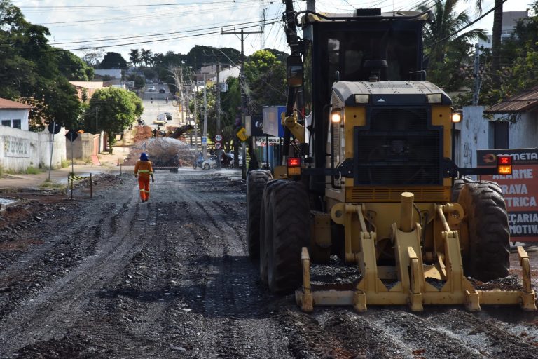 Gestão Vilela inicia execução de novo pacote de investimentos em obras com recapeamento de avenidas