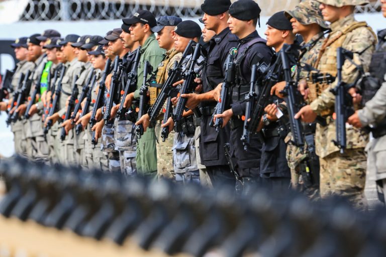 Governo de Goiás cria 1º Batalhão Turístico da PM em Caldas Novas