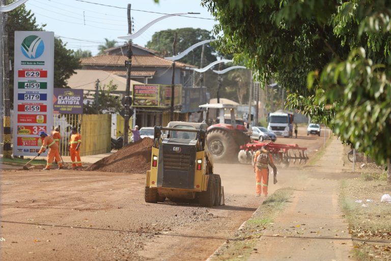 Gestão Vilela executa recapeamento da Avenida Santana, da BR-153 até Parque Industrial José Alencar