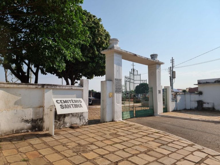 Prefeitura de Goiânia notifica responsáveis por jazigos nos cemitérios Parque e Santana