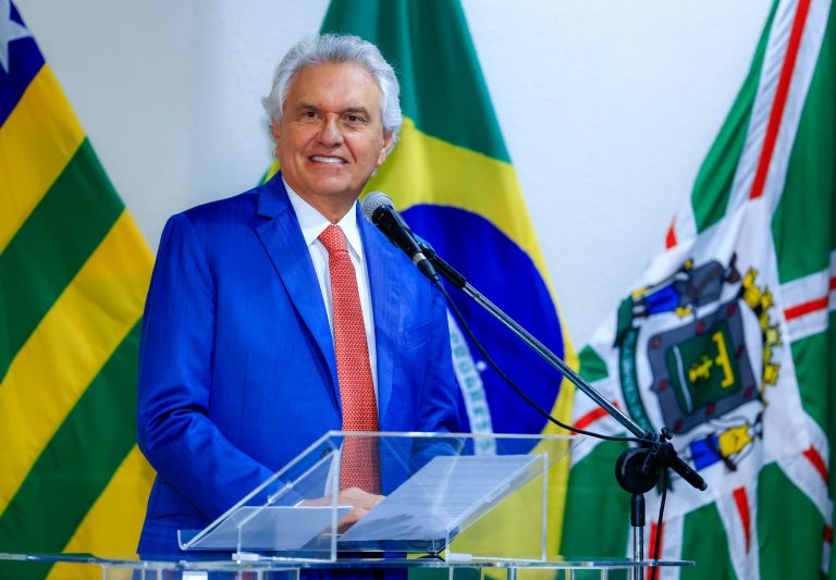 Caiado celebra o centenário da Casa Militar de Goiás com entrega da Medalha do Mérito Guardião