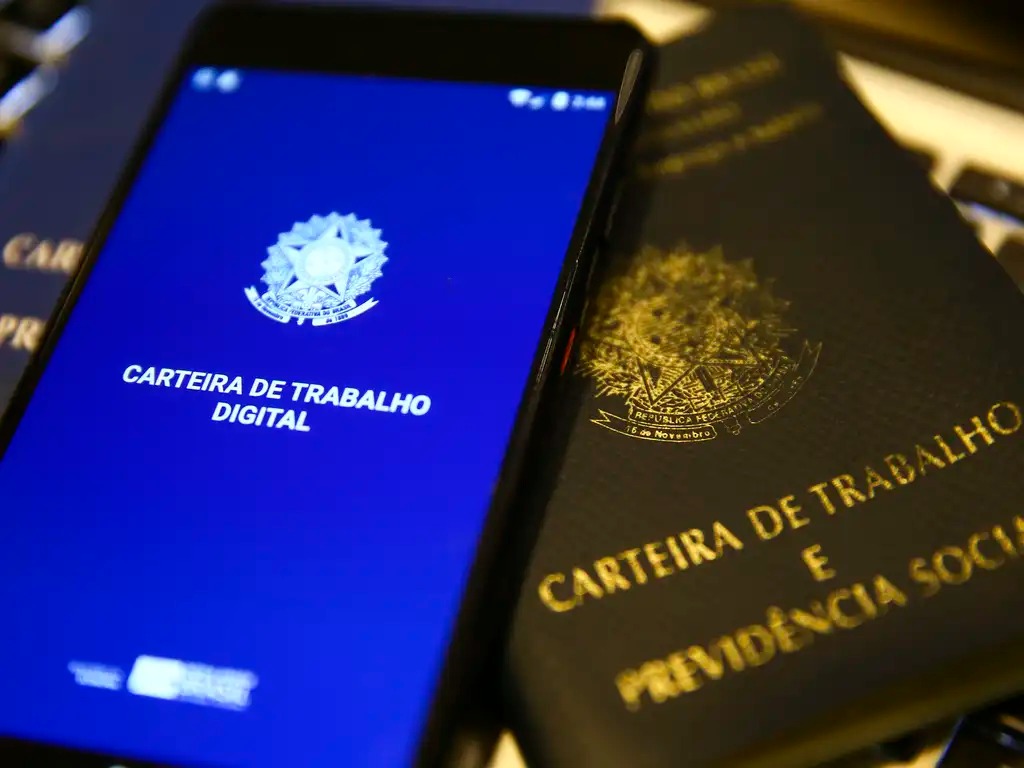 Empregos formais cresceram 3,56% nos cinco primeiros meses do ano em Goiás