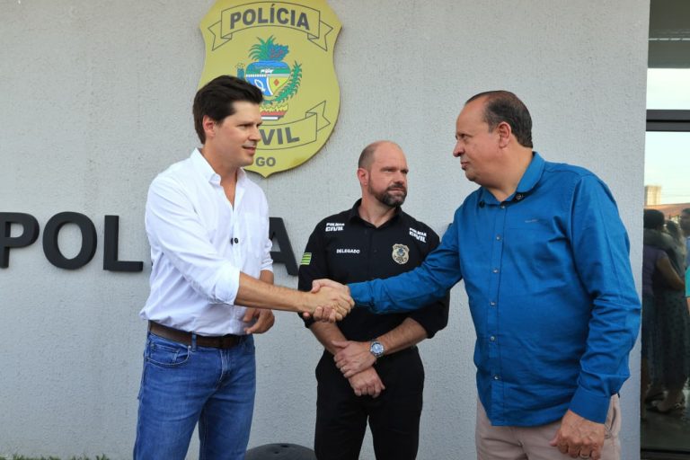 Daniel Vilela entrega complexo de delegacias da Polícia Civil em Caldas Novas
