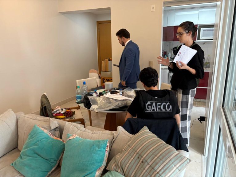 Operação Regra Três do MPGO/Gaeco Sul investiga supostas fraudes em contratações e desvio de recursos destinados a escolas em Rio Verde