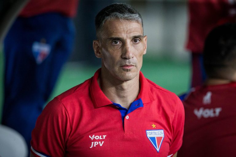 Ex-Fortaleza, Juan Pablo Vojvoda é o novo técnico do Santos