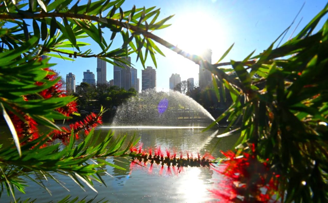 Prefeitura de Goiânia inaugura fonte no Parque Vaca Brava