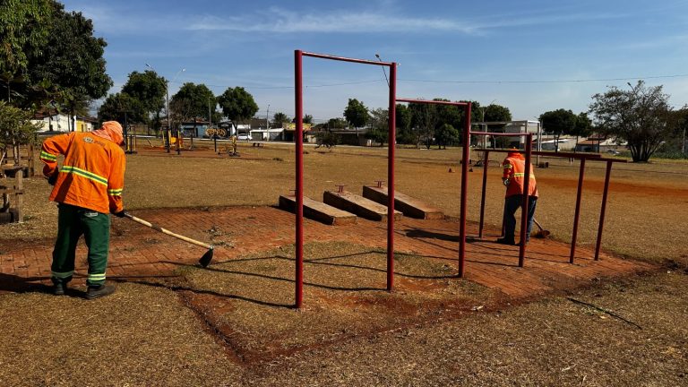 Comurg realiza manutenção e revitalização em 66 praças da Região Noroeste de Goiânia