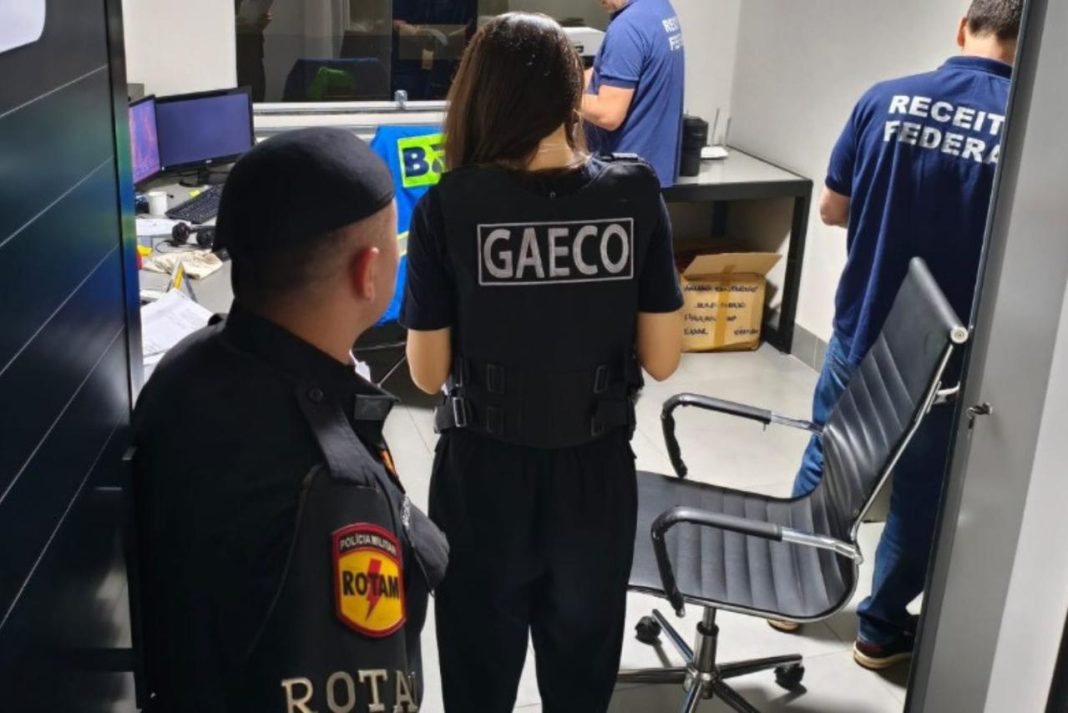 MPGO/Gaeco cumpre mandados de busca e apreensão em Senador Canedo em apoio a Operação Carbono Oculto, dos MPs de São Paulo e Federal