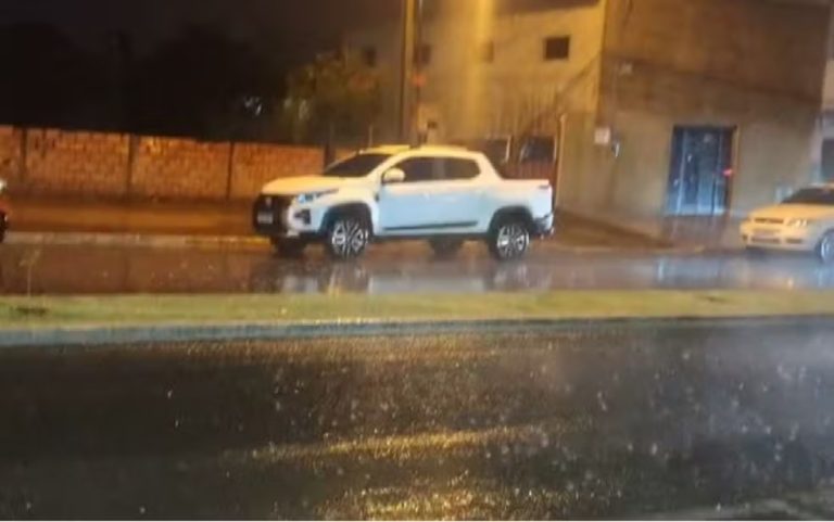 Ventania de até 50 km/h surpreende moradores da Grande Goiânia; previsão indica calor, baixa umidade e risco de queimadas em Goiás
