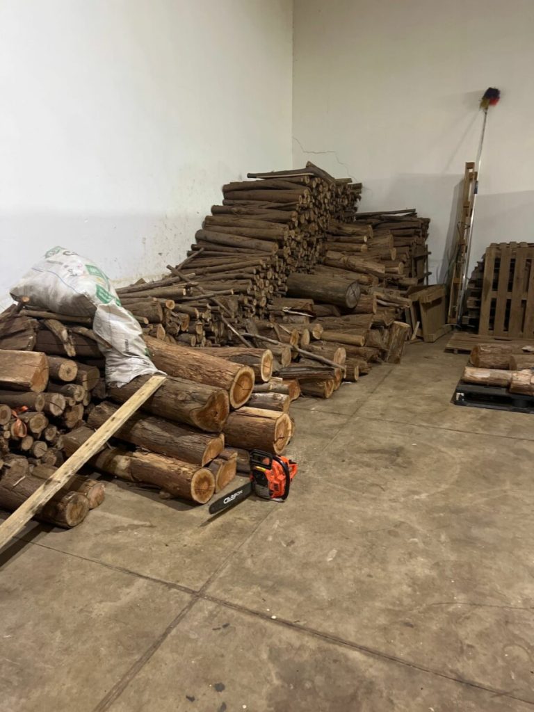 Polícia Civil e Vigilância Sanitária encontram depósito irregular de café em Goiânia 