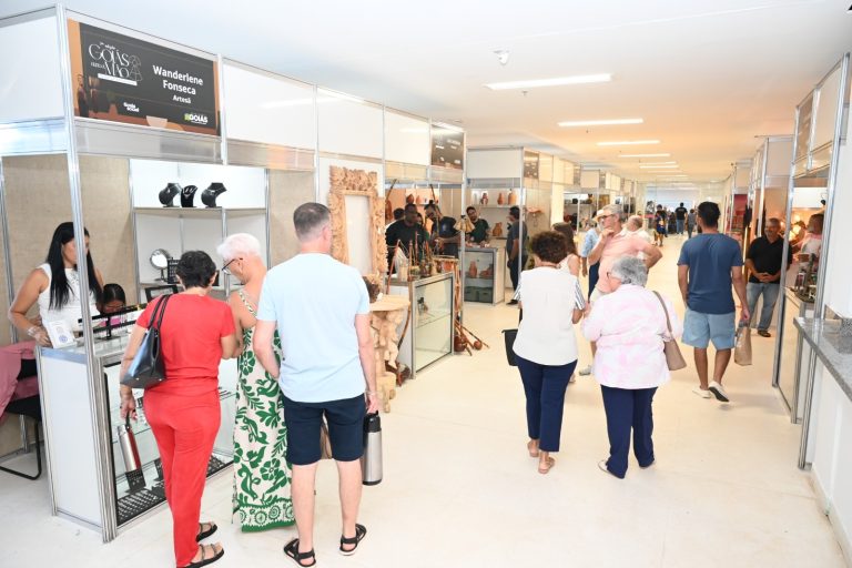 Pirenópolis recebe 10ª edição da Feira Goiás Feito à Mão durante o Canto da Primavera 