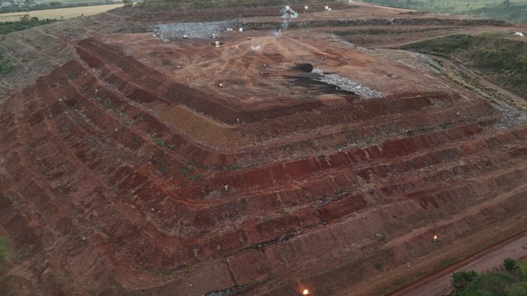 Comurg instala novo sistema de monitoramento geotécnico no Aterro Sanitário de Goiânia 