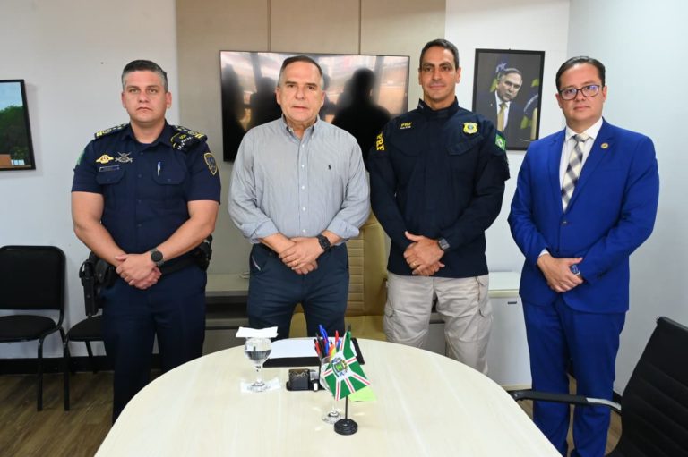 Goiânia se torna a primeira cidade do Brasil a firmar cooperação com a PRF para reforçar segurança pública 