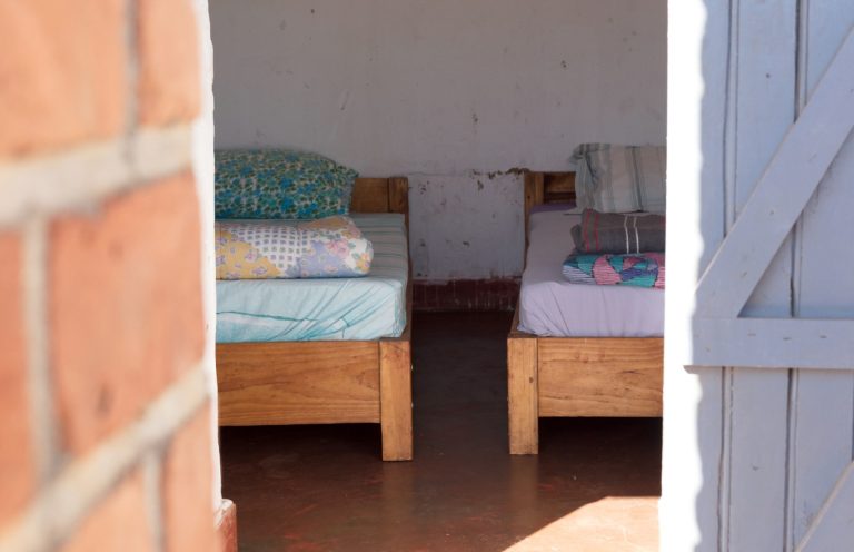 MPGO obtém liminar para interdição de comunidade terapêutica em Luziânia 