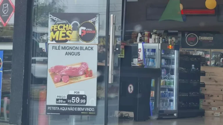 Frigorífico Goiás é condenado a pagar R$ 130 mil por cartaz discriminatório “Petista aqui não é bem-vindo”