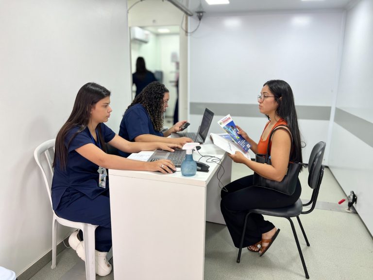 Carreta da Saúde da Mulher inicia atendimentos especializados na Maternidade Célia Câmara, em Goiânia 