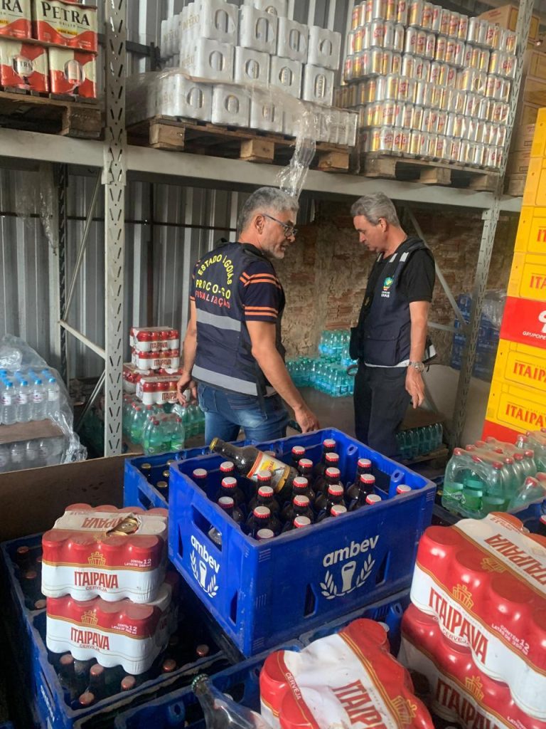 Mais de 7 mil bebidas adulteradas são apreendidas em operação do Governo de Goiás 
