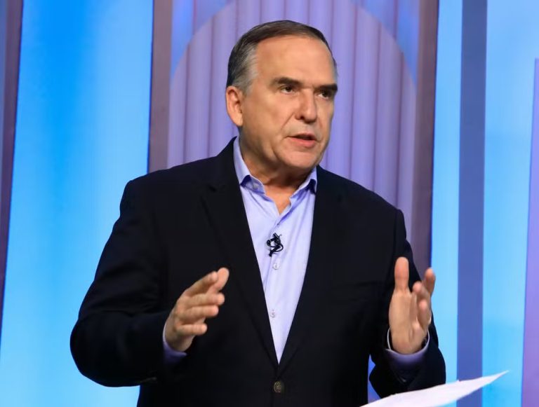 Prefeito de Goiânia causa polêmica ao sugerir prisão de desempregados com tornozeleira eletrônica