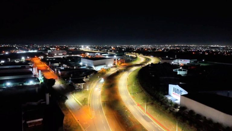 Prefeitura de Aparecida conclui iluminação em LED no Polo Empresarial Goiás e avança para o Daiag 
